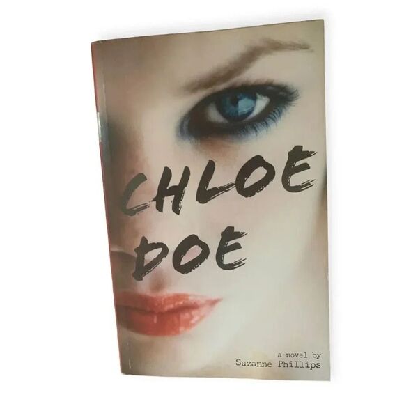 Chloe Doe by Suzanne Phillips: Euc - Picture 1 of 2